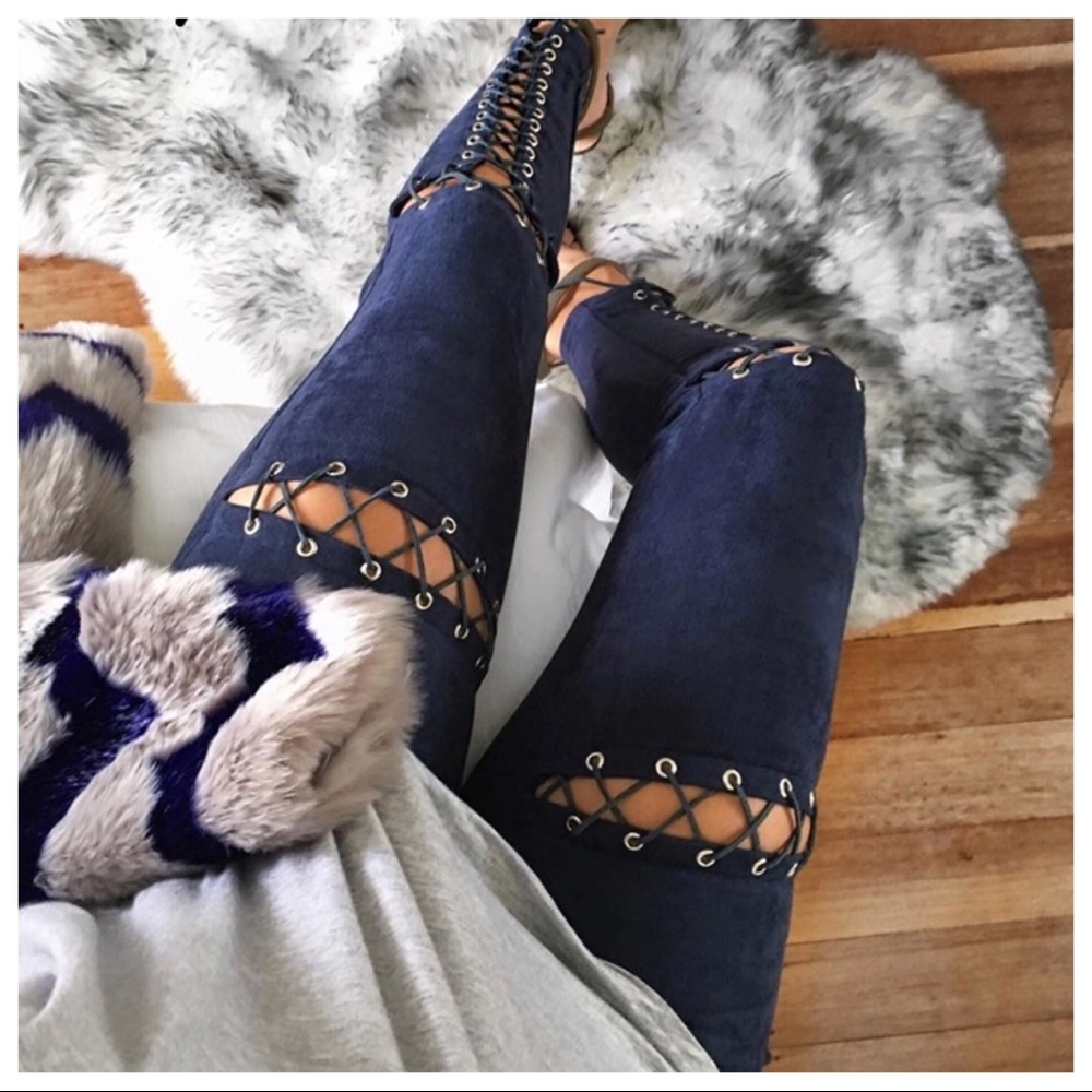 🌼SALE🌼Navy Vegan Suede Lace Up Leggings $48